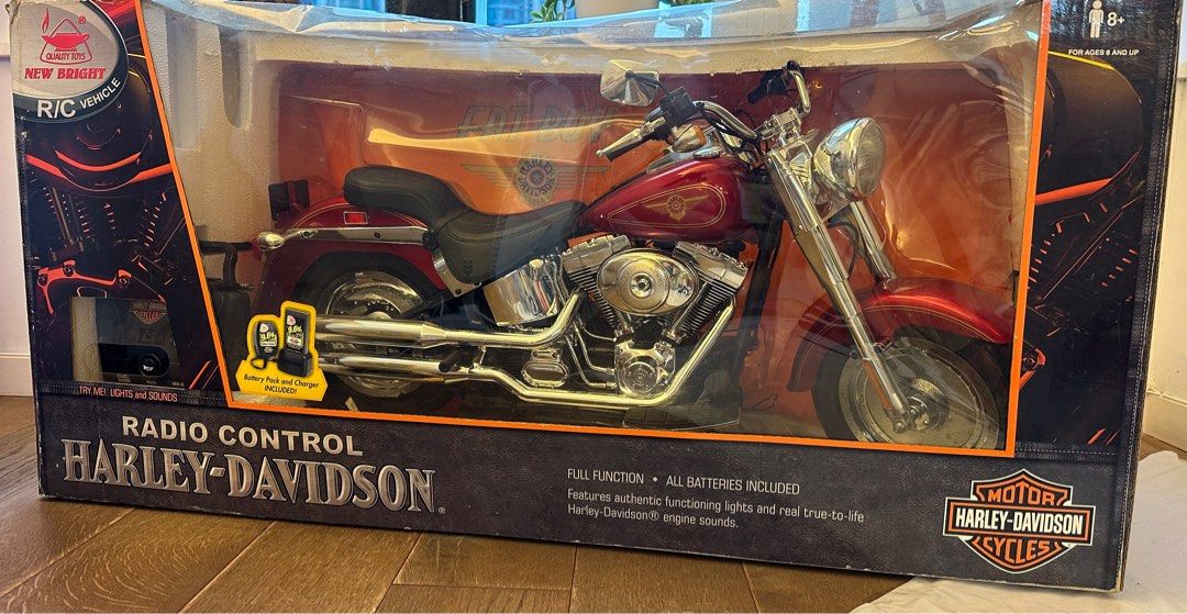 1 4 1 4 Scale RC Radio Control 9.6v Harley Fat Boy Motorcycle