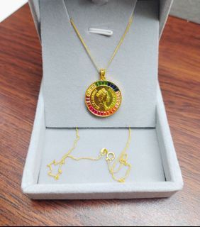 18K Gold Multi-Colored Queen Elizabeth Cameo Pendant Necklace Real and Pawnable