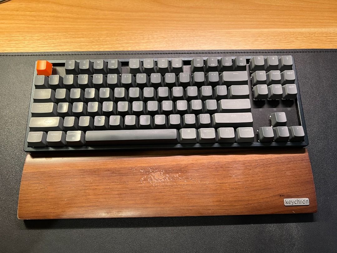 2nd Hand Keychron K8 Aluminum Frame With Wrist Rest (Sold As Bundle