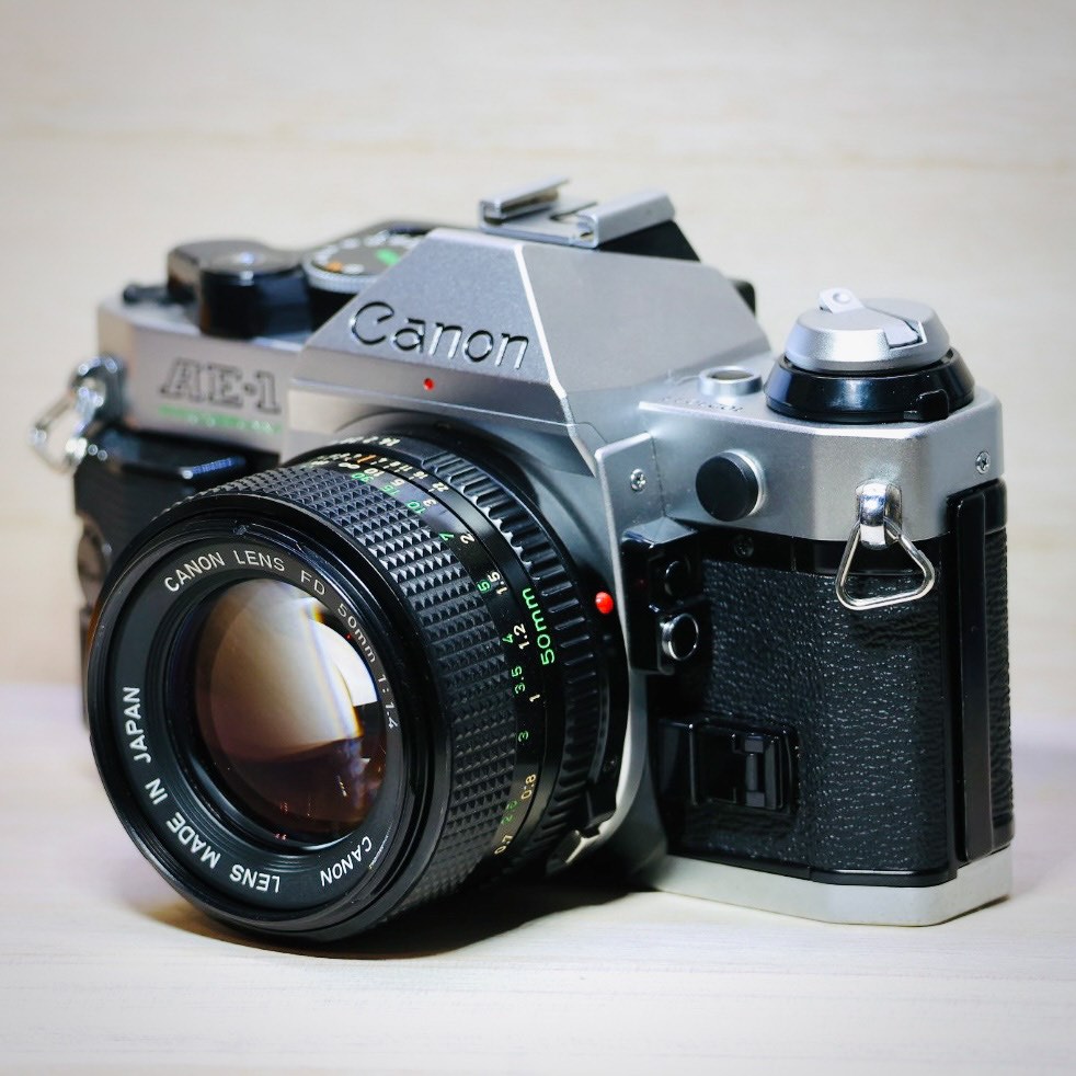 作例】Canon AE-1 PROGRAM + FD 50mm F1.8 - フィルムカメラ