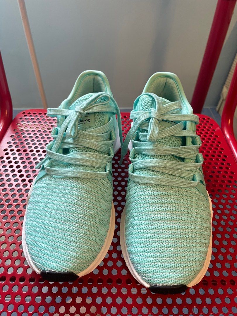 Adidas eqt top r2