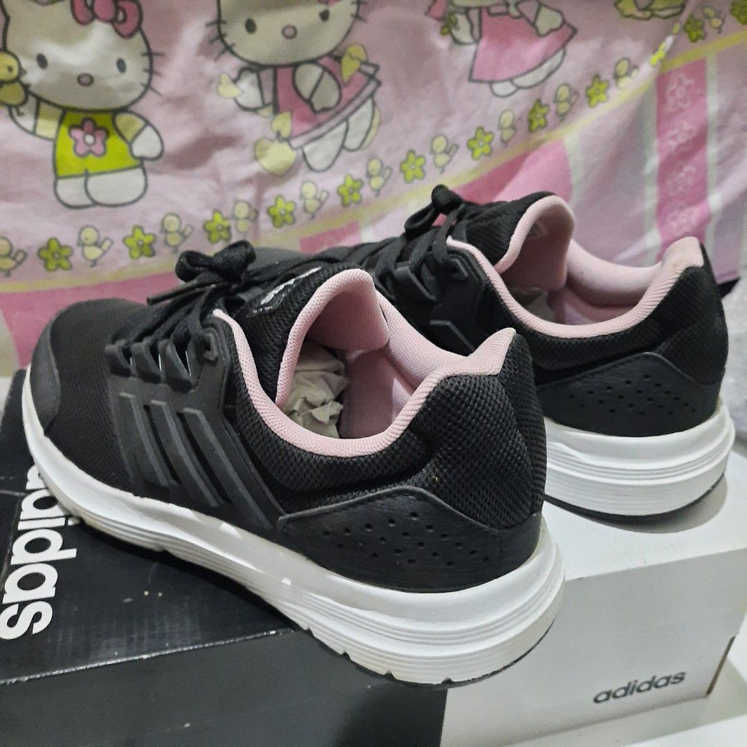 Adidas galaxy 4 pink (original), Fesyen Wanita, Sepatu di Carousell