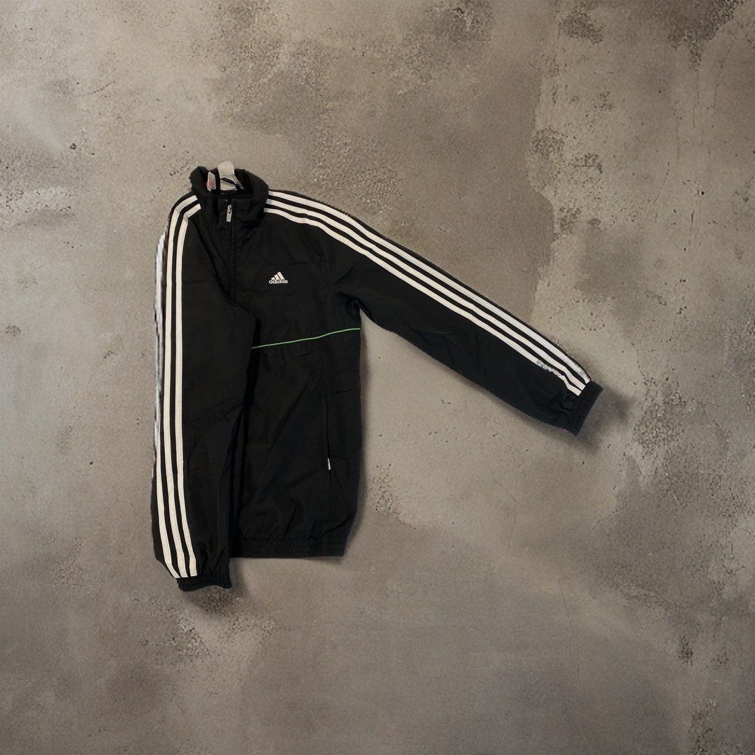 Adidas top spray jacket