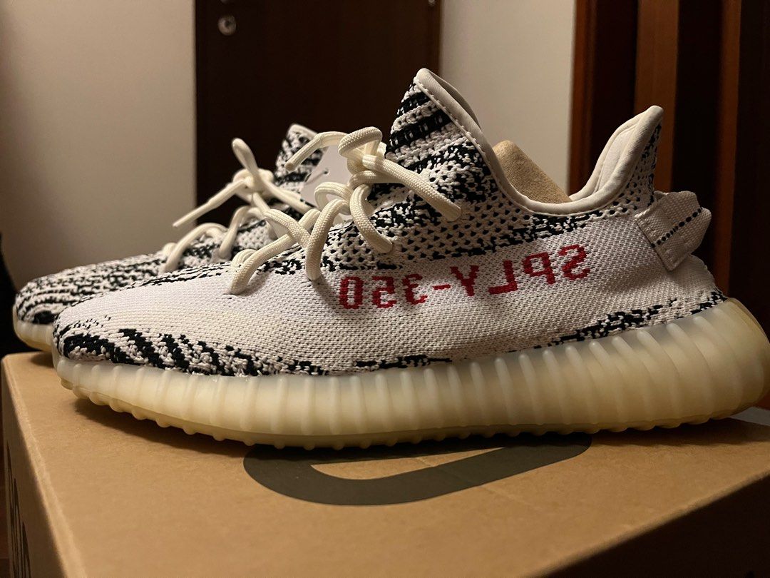 Yeezy discount zebra v1