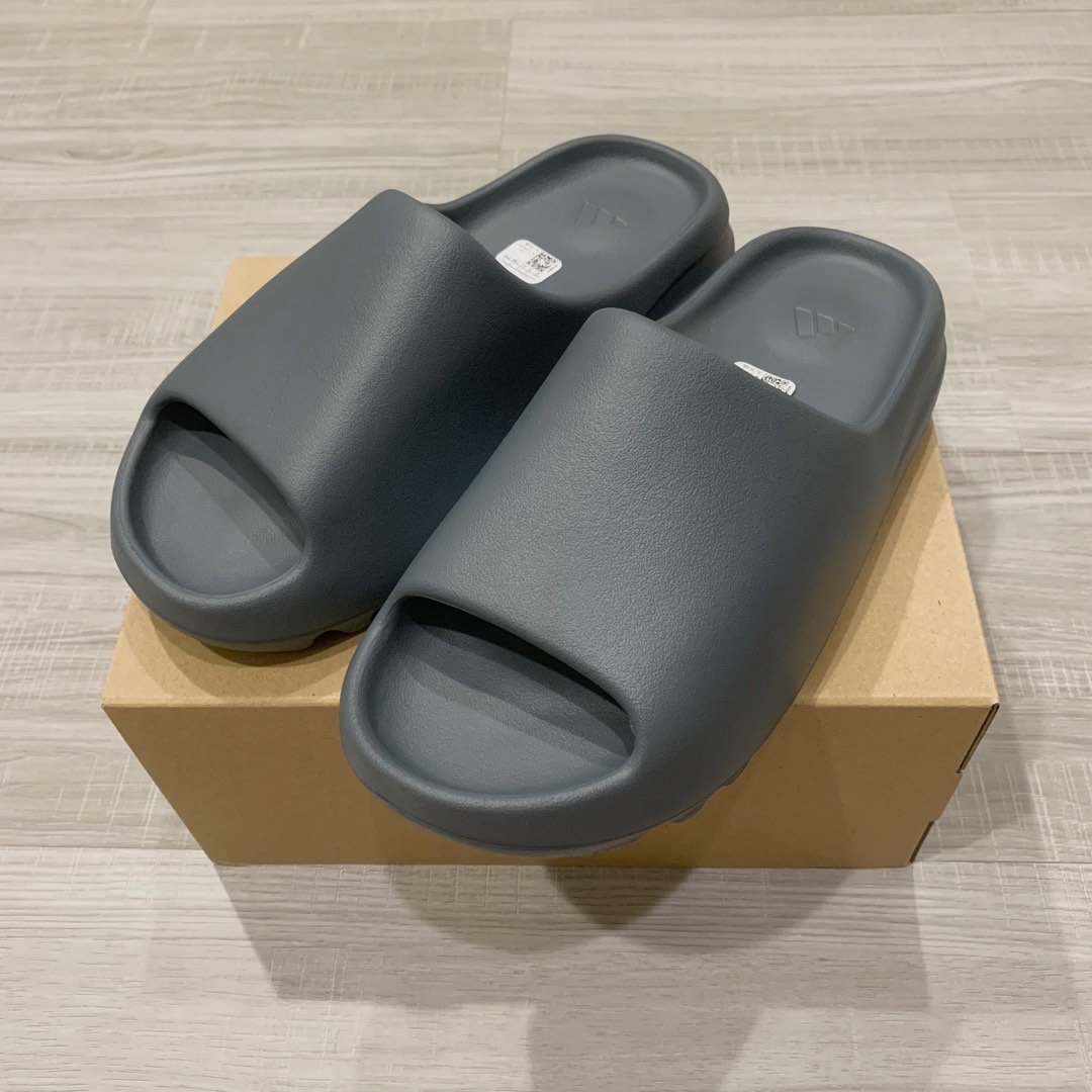 adidas YEEZY Slide \