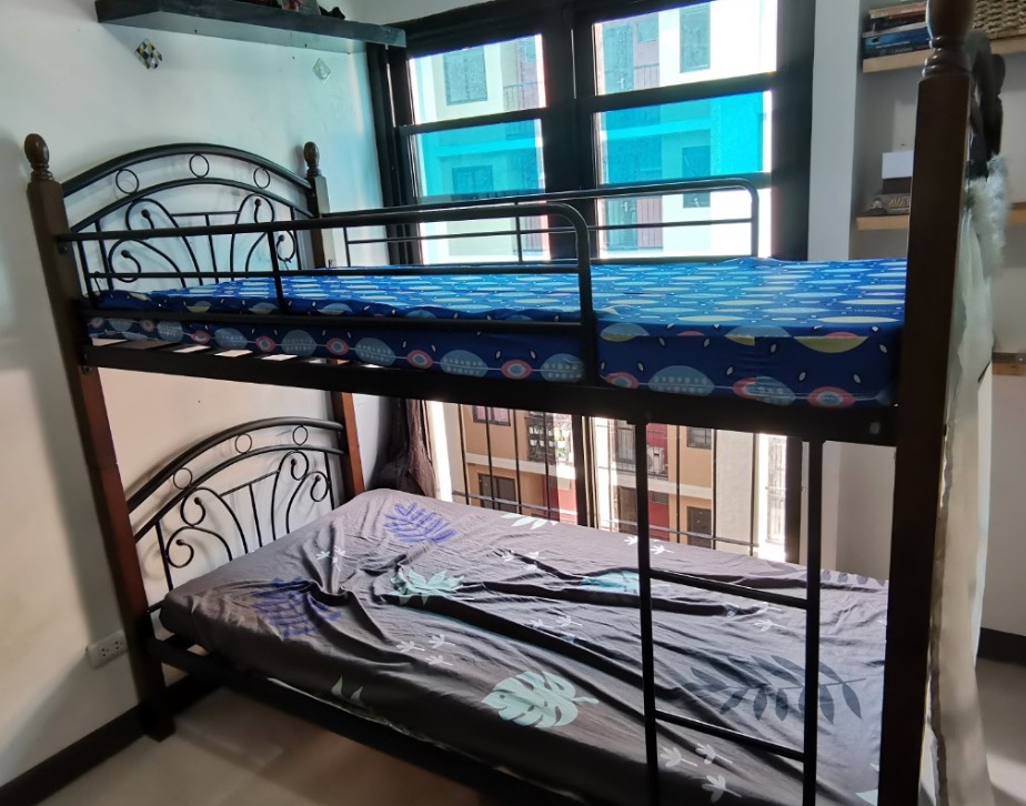 Affordable Bed (Double deck) detachable on Carousell