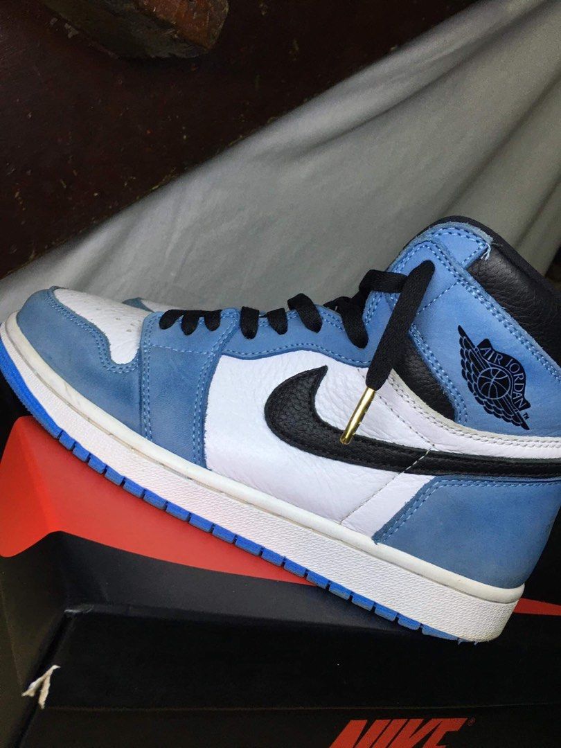 aj1 university blue
