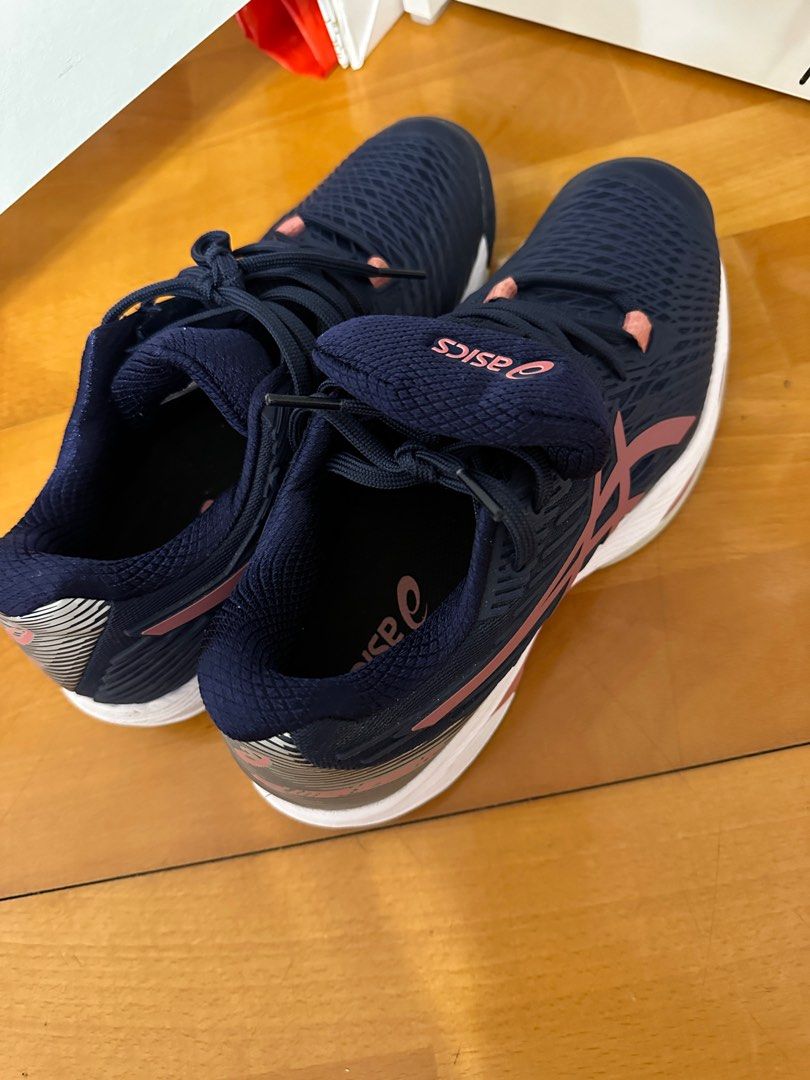 Asics tennis 37 Carousell