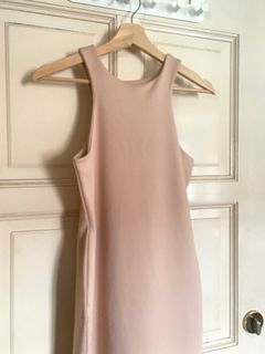 (Category: ) located in . Submitted by her.timeless.things (Listing ID 1252525274, Image 1). Description: .