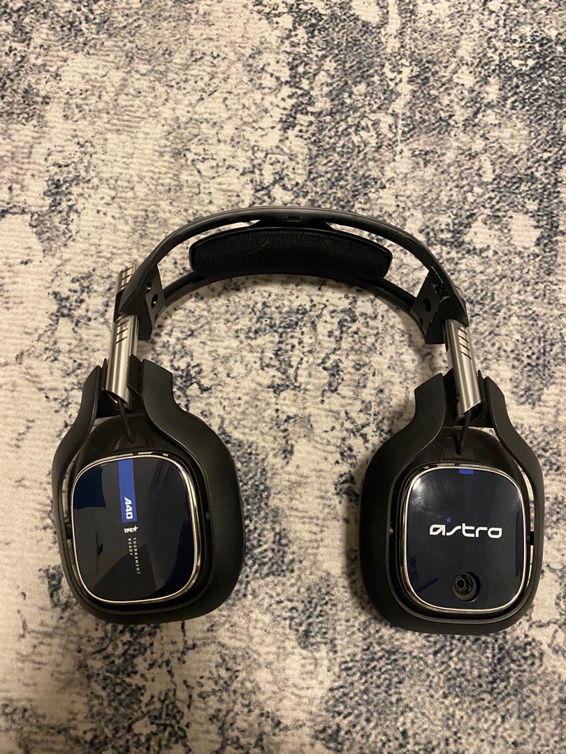 Astro a40 vs online razer nari