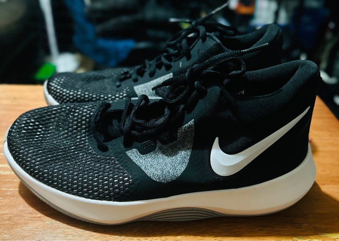 auth Bnew NIKE AIR PRECISION II US Size 8 Rubber Shoes