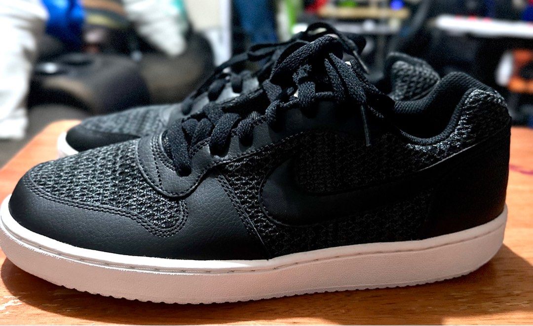 Auth Bnew NIKE EBERNON LOW Premium US size 8.5 Dark Grey Men s