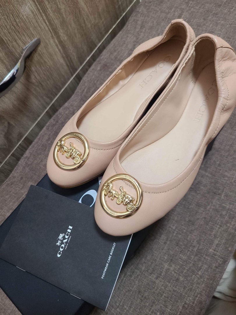 Authentic Coach Bailey Flats on Carousell