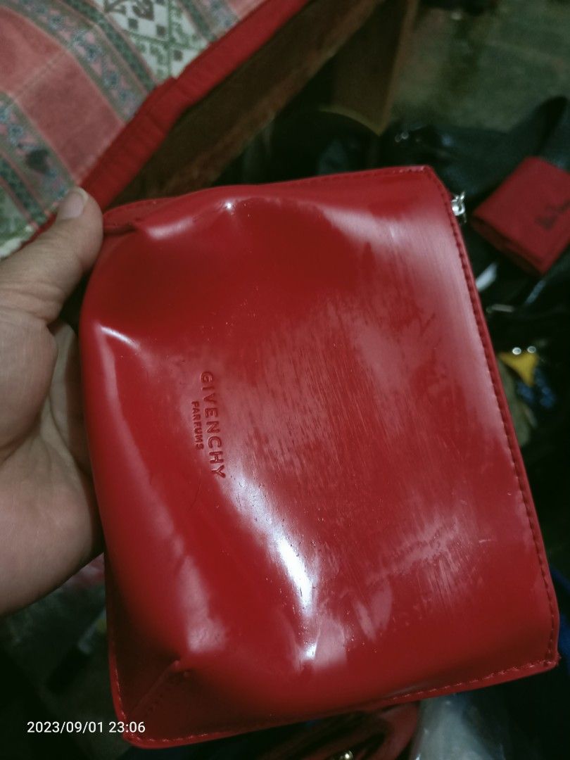 Givenchy online coin pouch