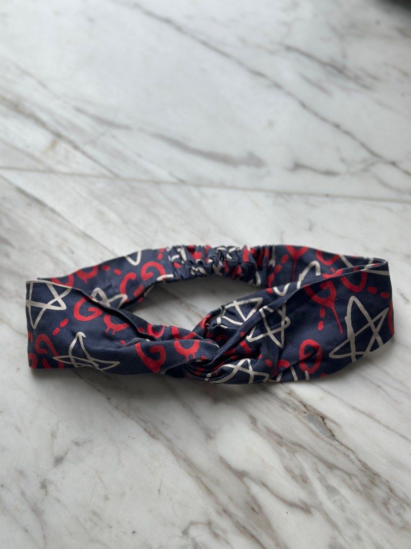 Authentic Gucci Ghost headband, Women's Fashion, Watches