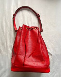 (Category: ) located in . Submitted by FashionFab (Listing ID 1252391296, Image 1). Description: .