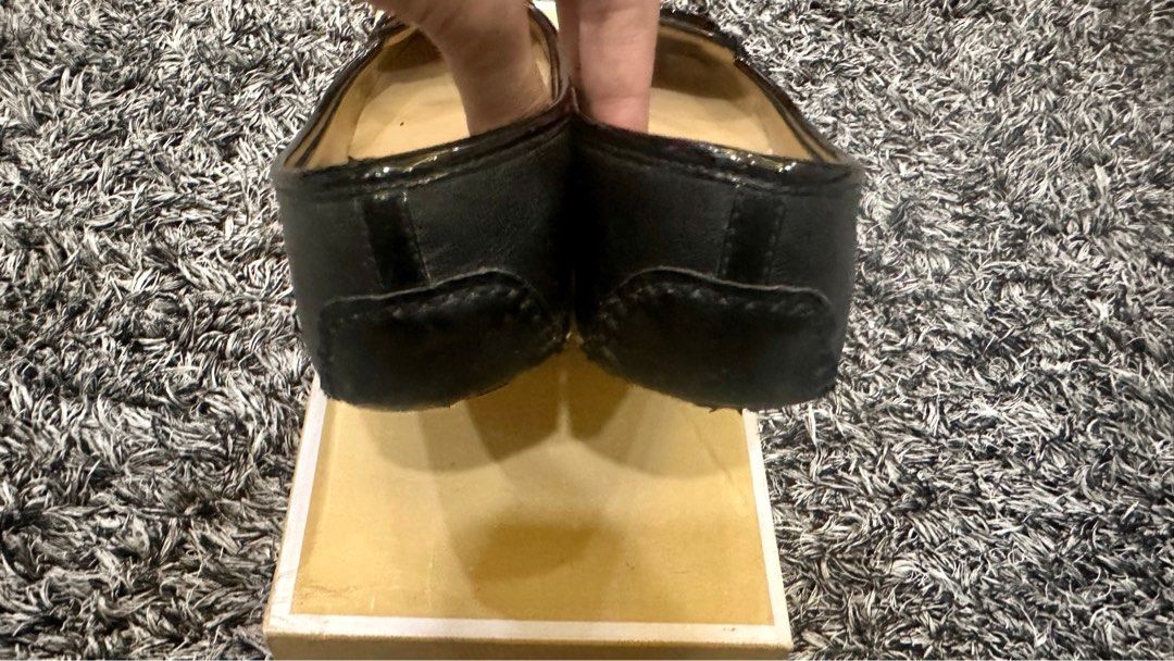 Louis Vuitton Flats & Loafers for Women - Poshmark