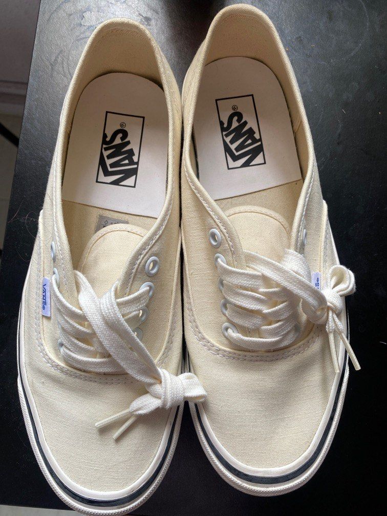 Casual shoes like clearance vans