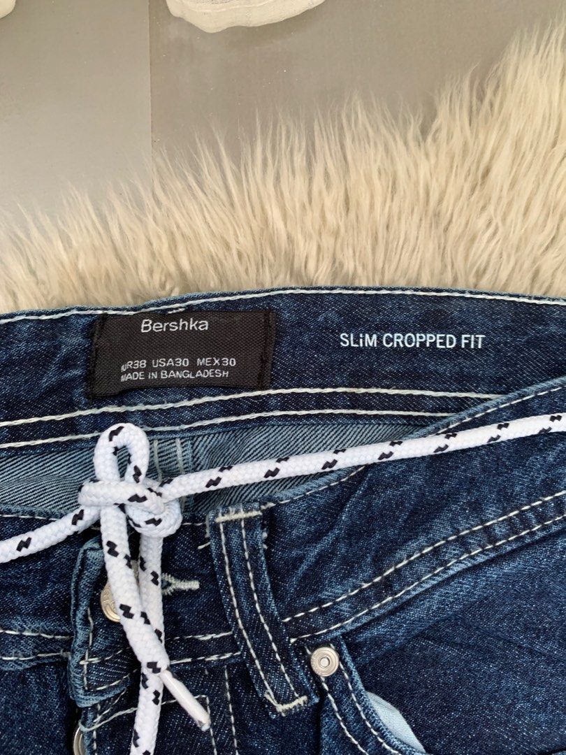 Slim cropped sales fit bershka
