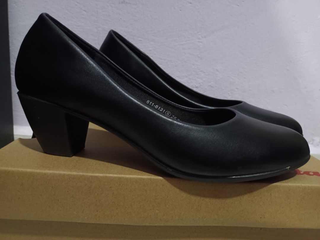 Size 2 black heels uk online