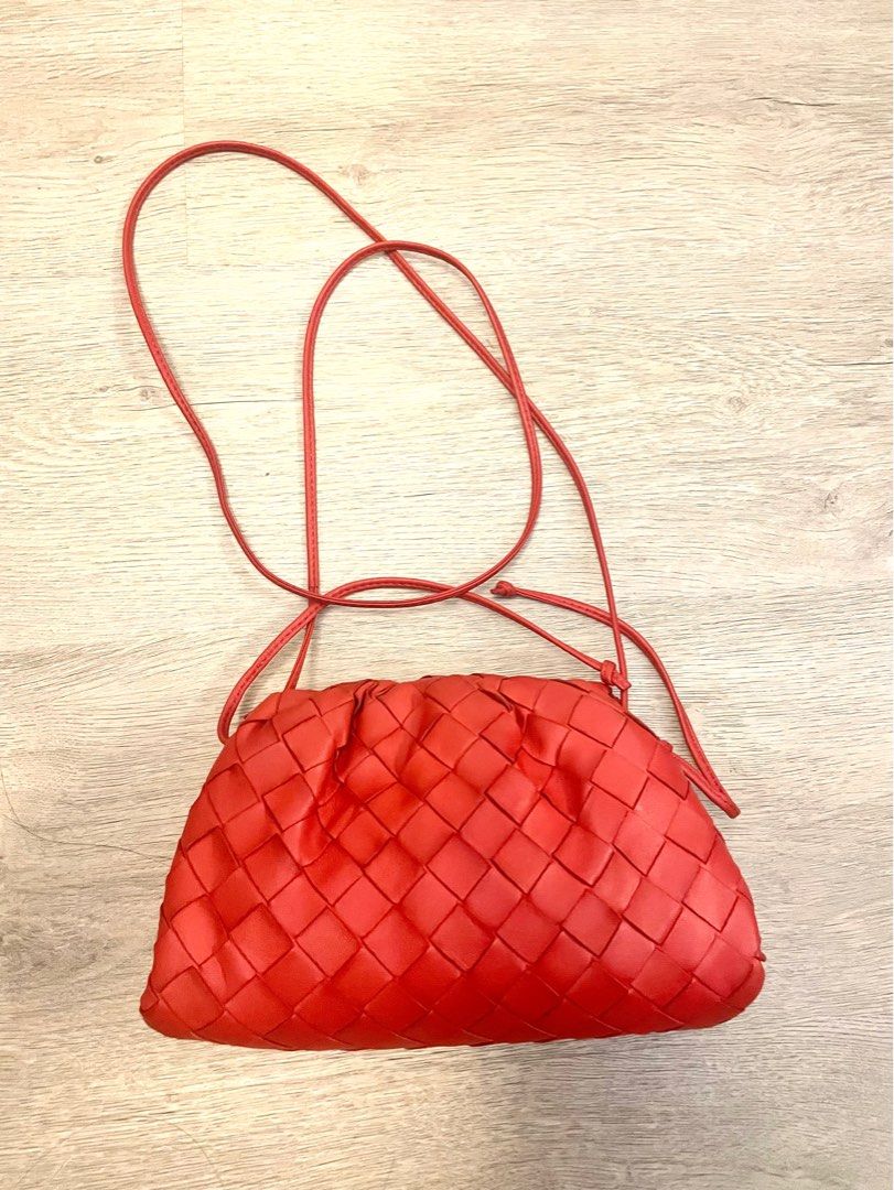Bottega veneta dumpling bag new arrivals