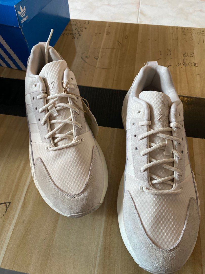 Brand New Adidas ZX22 Boost UK 8.5 Men s Fashion Footwear
