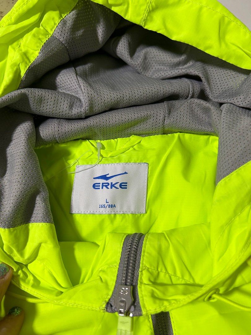 BRAND NEW SPORTS JACKET Women s Fashion Activewear on Carousell