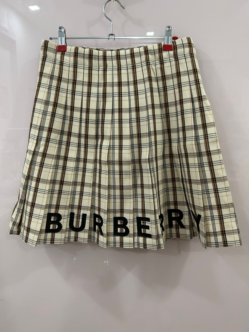 Burberry skirt 14 years 2025