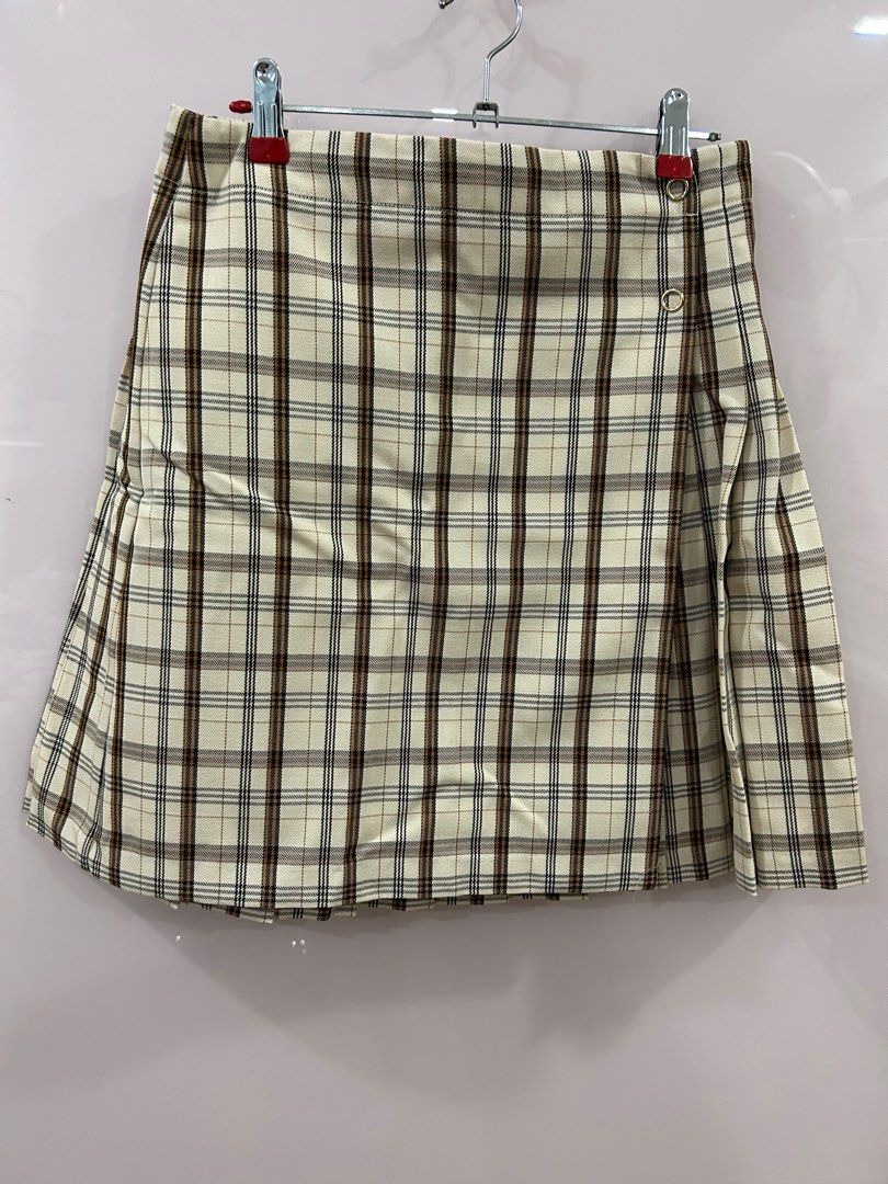 Burberry kids 14 years old kilt folded skirt suitable for adult size S