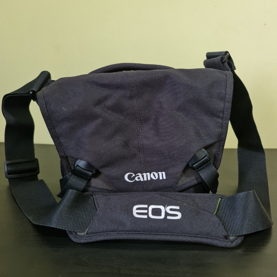 Crumpler best sale camera bag