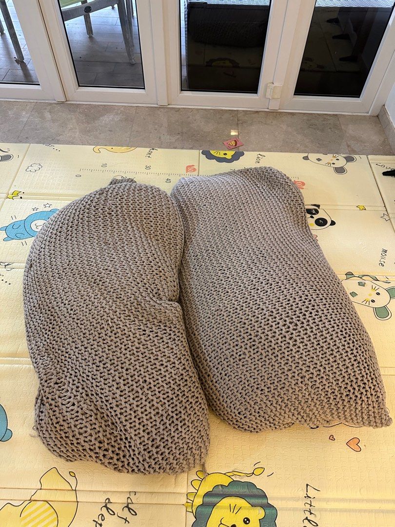 Castlery bean bag top