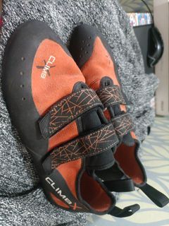 Climbing shoes