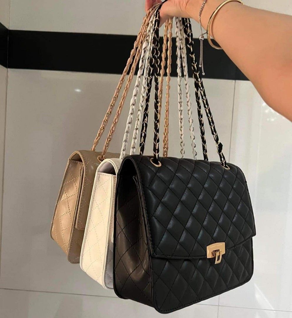 CNK QUILTED CLASSIC SHOULDER BAG