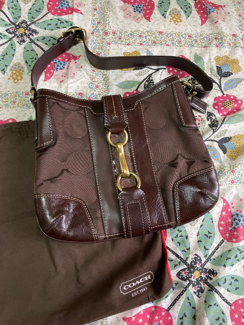 Coach Signature Hampton Hobo Bag Women s Fashion Bags Wallets