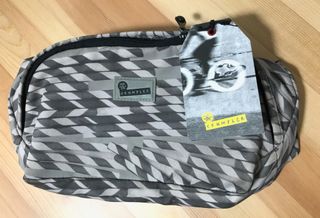(Category: ) located in . Submitted by surfinspore (Listing ID 1252426386, Image 1). Description: .