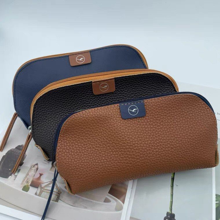 Delta airlines purse top
