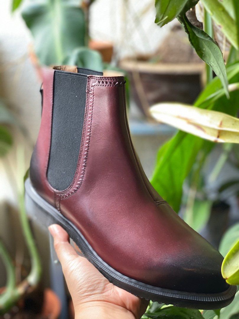 Dr Martens Chelsea Boots Zillow Women s Fashion Footwear Boots
