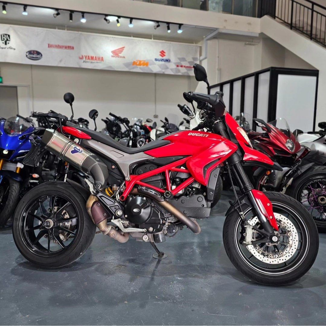 Hypermotard 821 for clearance sale