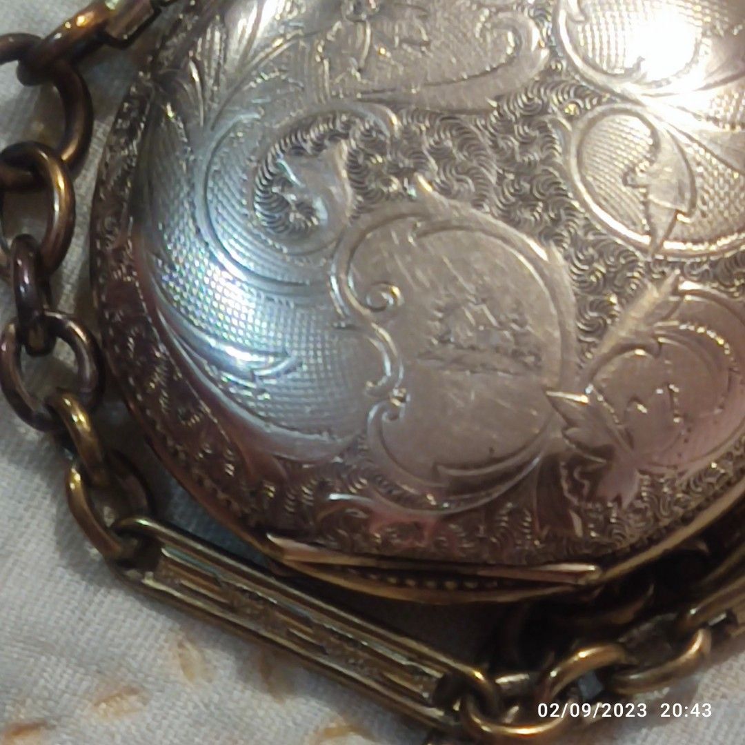 Elgin Pocket Watch (Category: Men's Watches) located in General Trias. Submitted by elcombo (Listing ID 1252526996, Image 3). Description: Authentic Elgin De susi Gold plaque 35mm Working condition.