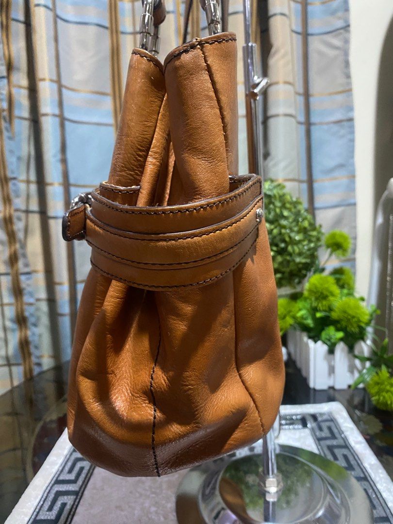Etienne aigner discount purse est 1949