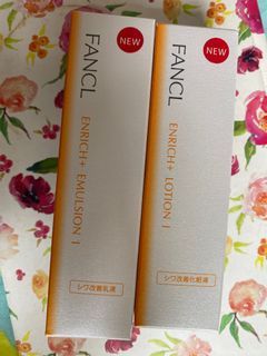 100% New Real ,剛8月於Fancl專門店領取 Enrich + Emulsion 1 and Enrich + Lotion 1 一set 兩支 包平郵