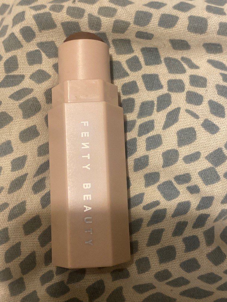 Fenty contour stick, Beauty & Personal Care, Face, Makeup on Carousell