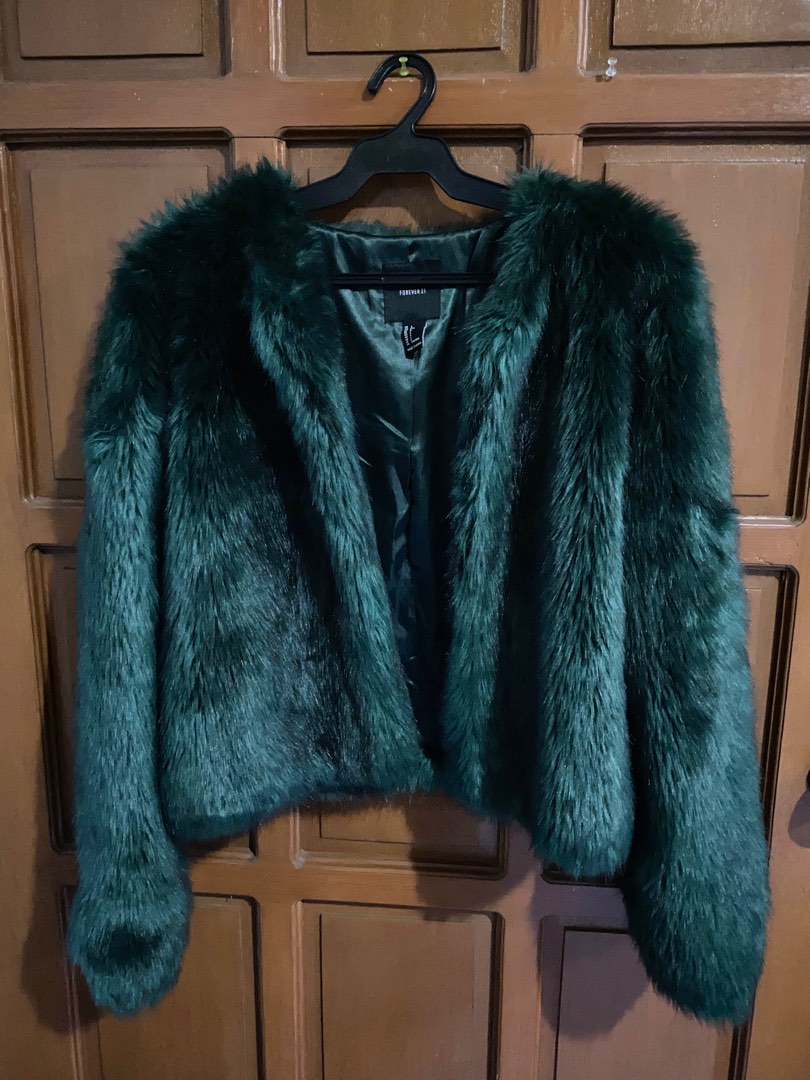 Forever 21 green fur deals coat