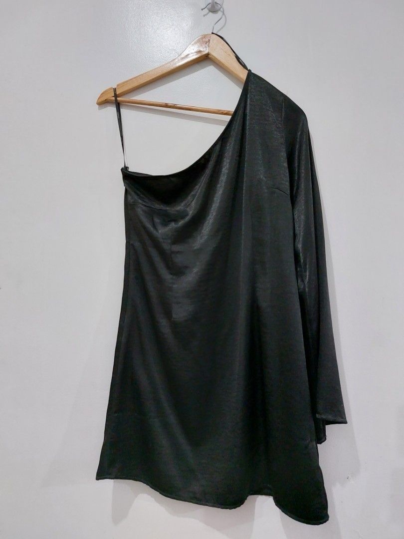 strapless open back dress Forever 21 One-Shoulder Mini Sweater Dress main image 0