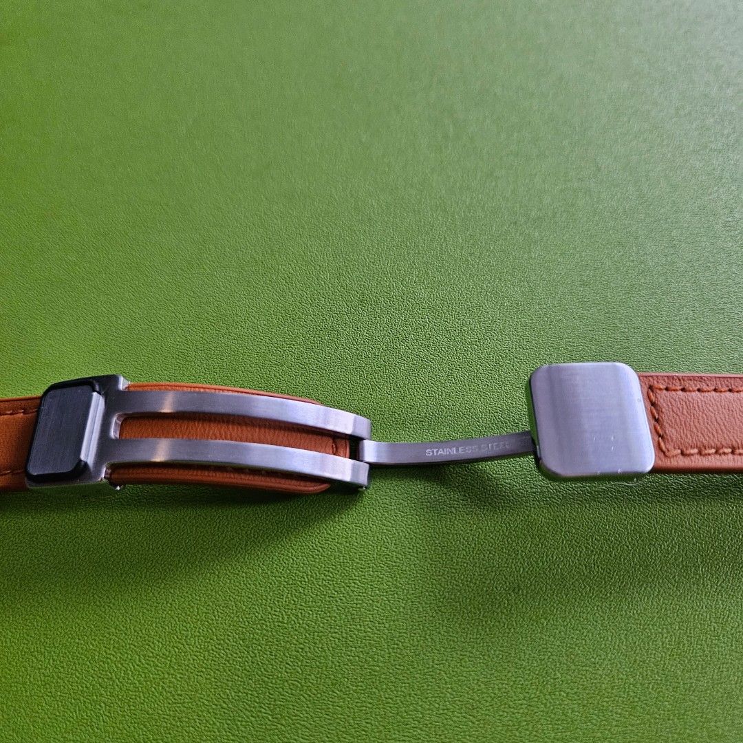 Galaxy Watch6 D-Buckle Hybrid Eco-Leather Band Slim (S/M)