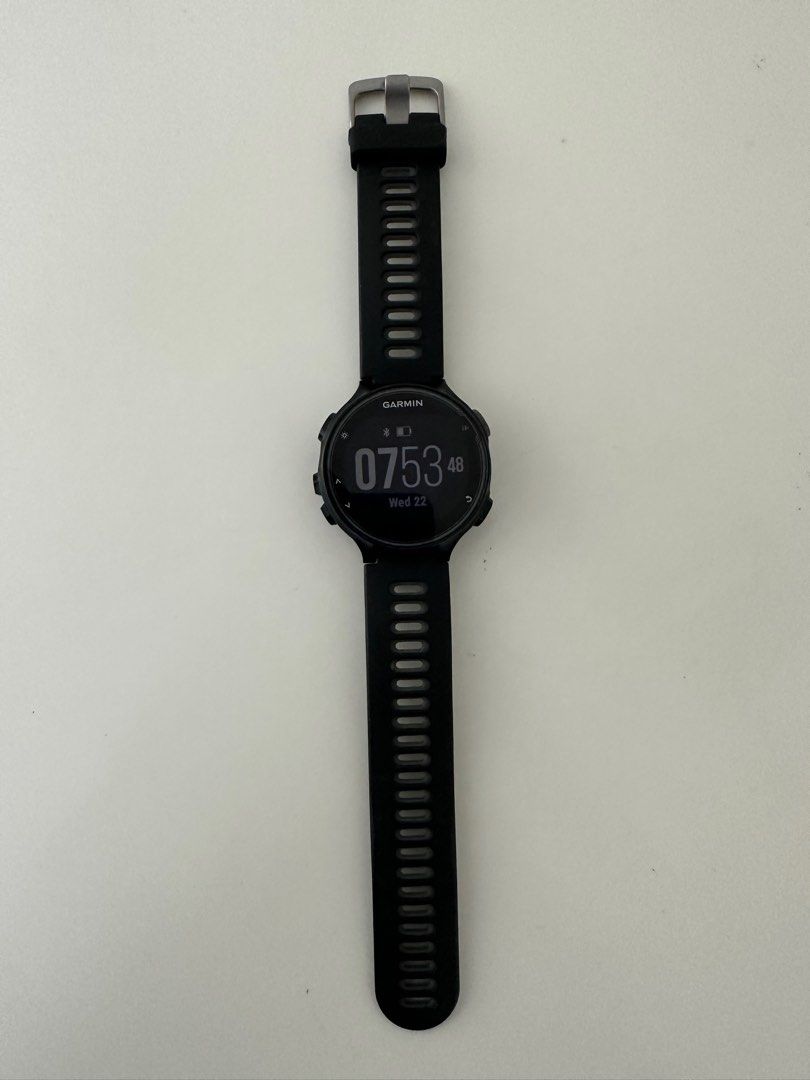 Garmin 735xt store used