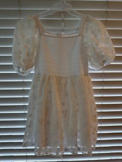 (Category: ) located in . Submitted by Closet_B (Listing ID 1252428016, Image 1). Description: .