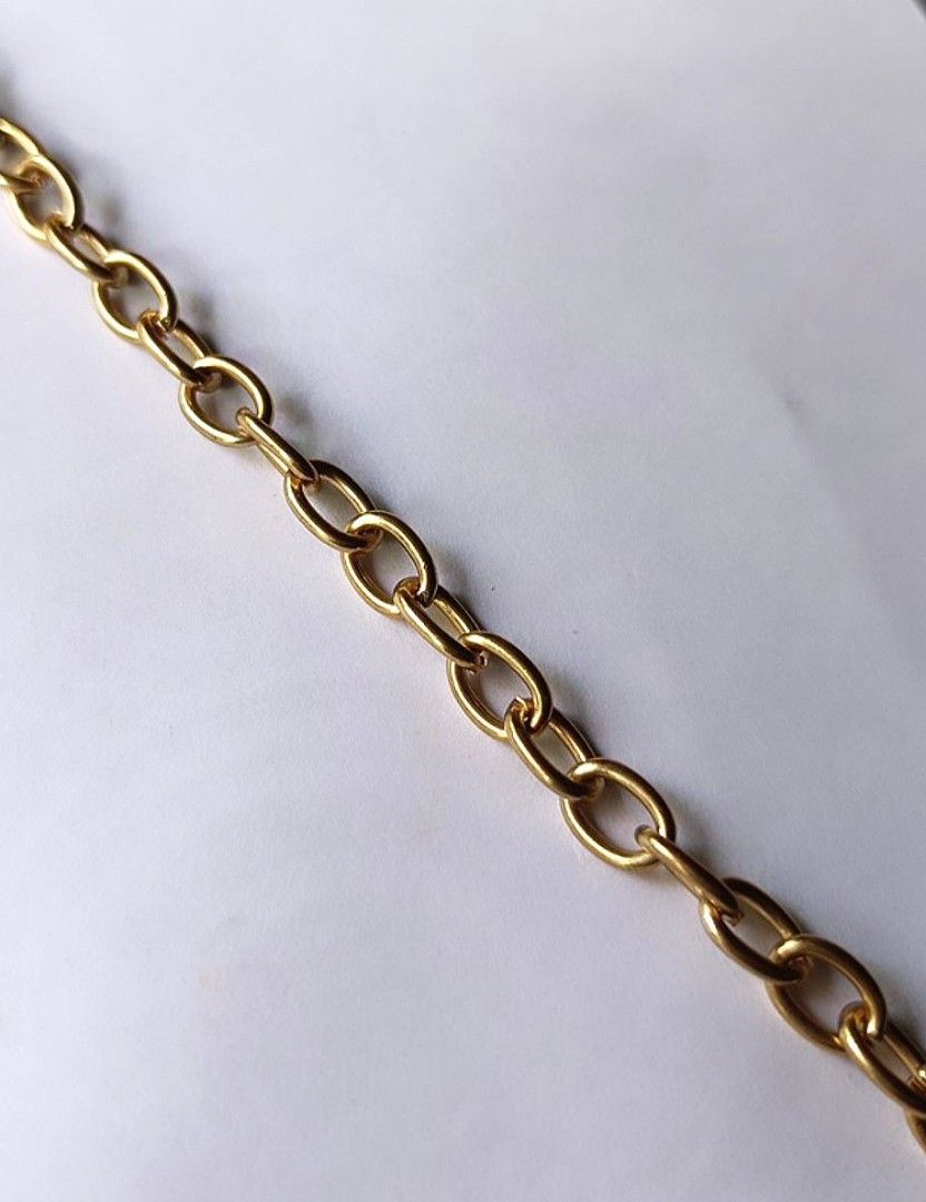 Gold colour chain for your craft needs Hobbies Toys Stationery