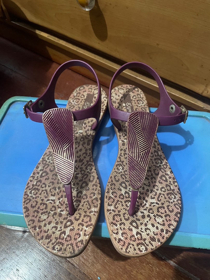 grendha ipanema sandals