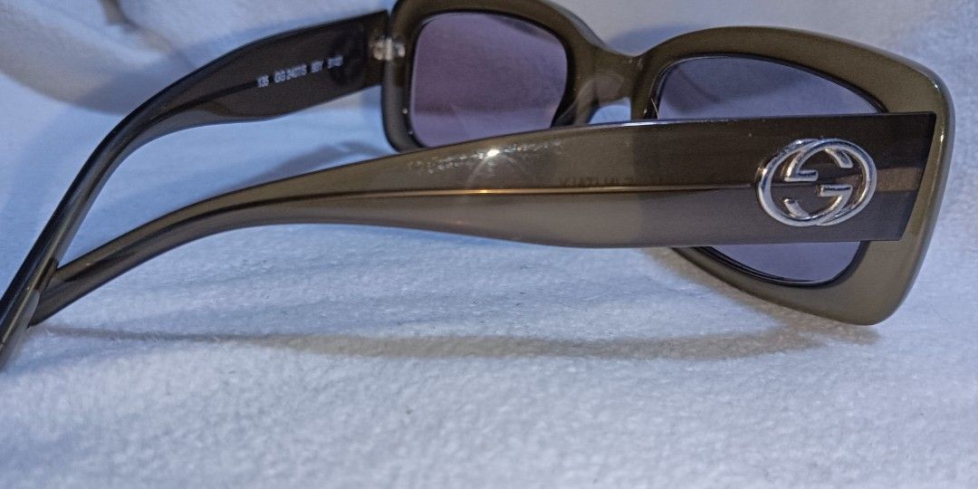 GUCCI Moda 90s Vintage Sunglasses Luxury Accessories on Carousell